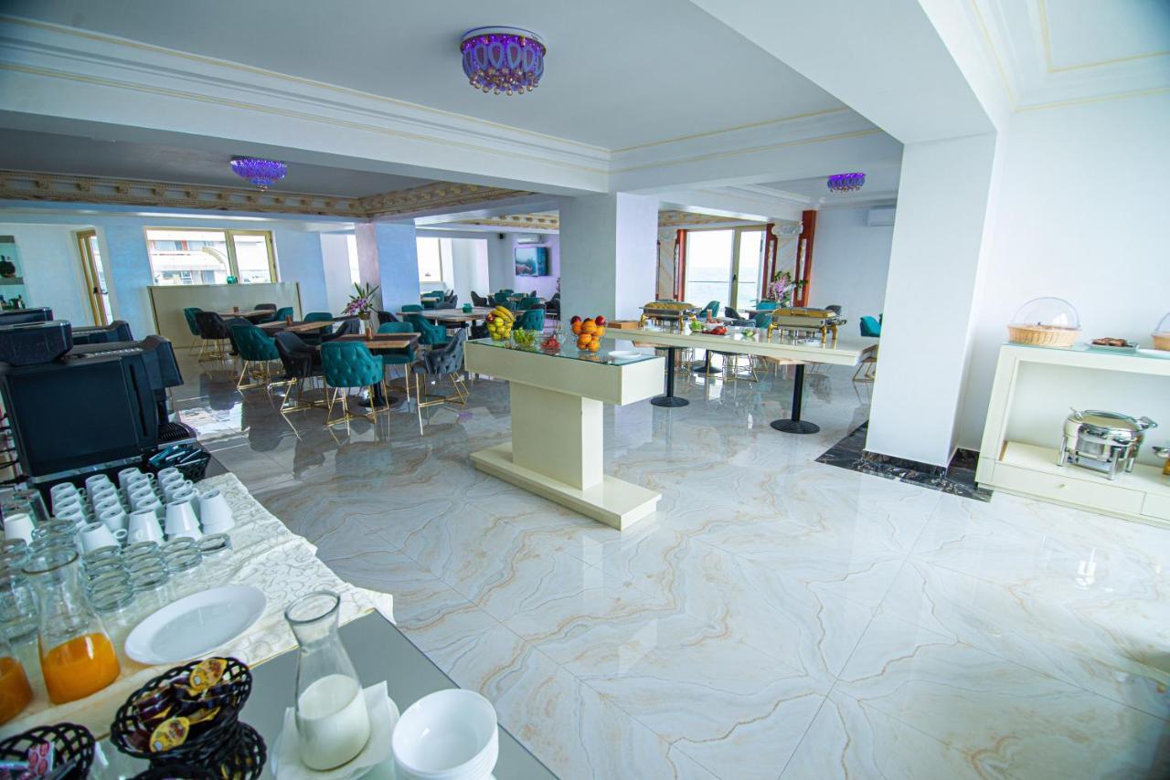 Alessio Hotel Residence 科斯蒂内什蒂 外观 照片