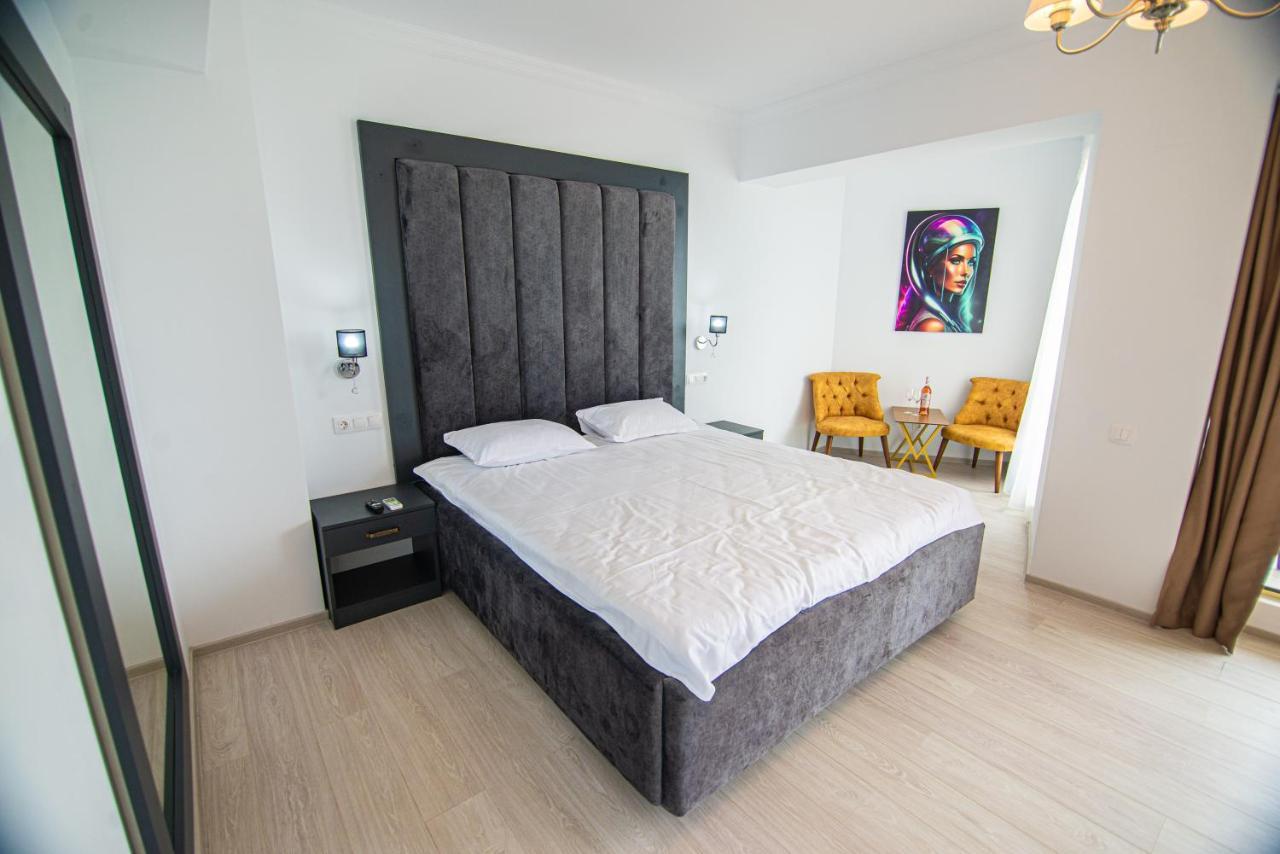 Alessio Hotel Residence 科斯蒂内什蒂 外观 照片