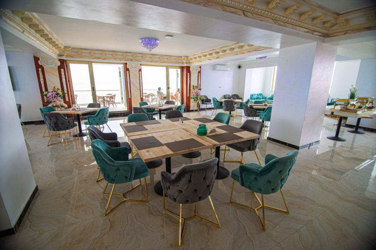 Alessio Hotel Residence 科斯蒂内什蒂 外观 照片