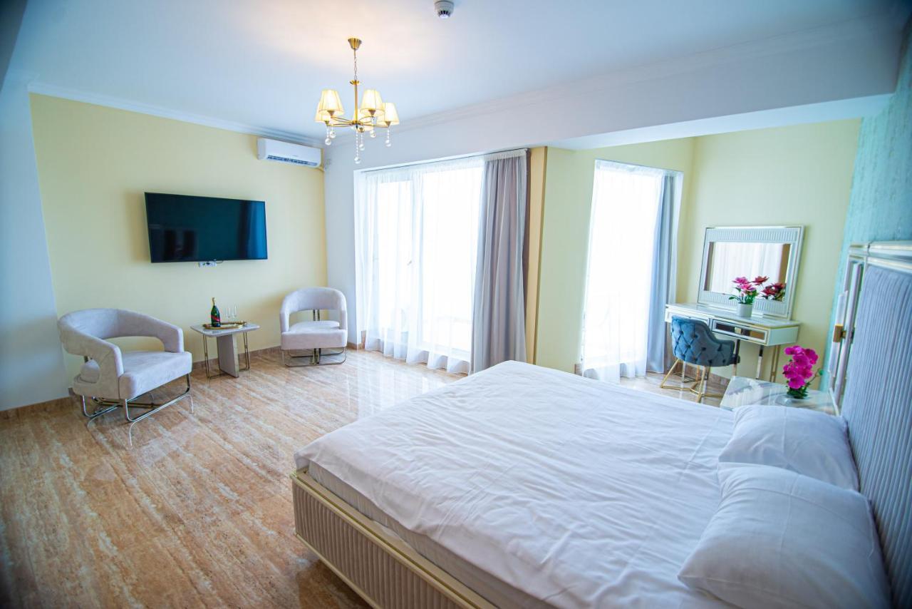 Alessio Hotel Residence 科斯蒂内什蒂 外观 照片