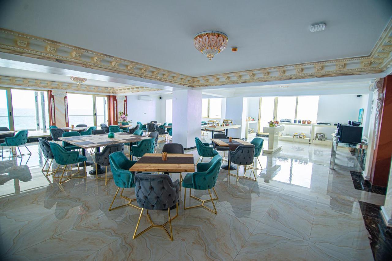 Alessio Hotel Residence 科斯蒂内什蒂 外观 照片