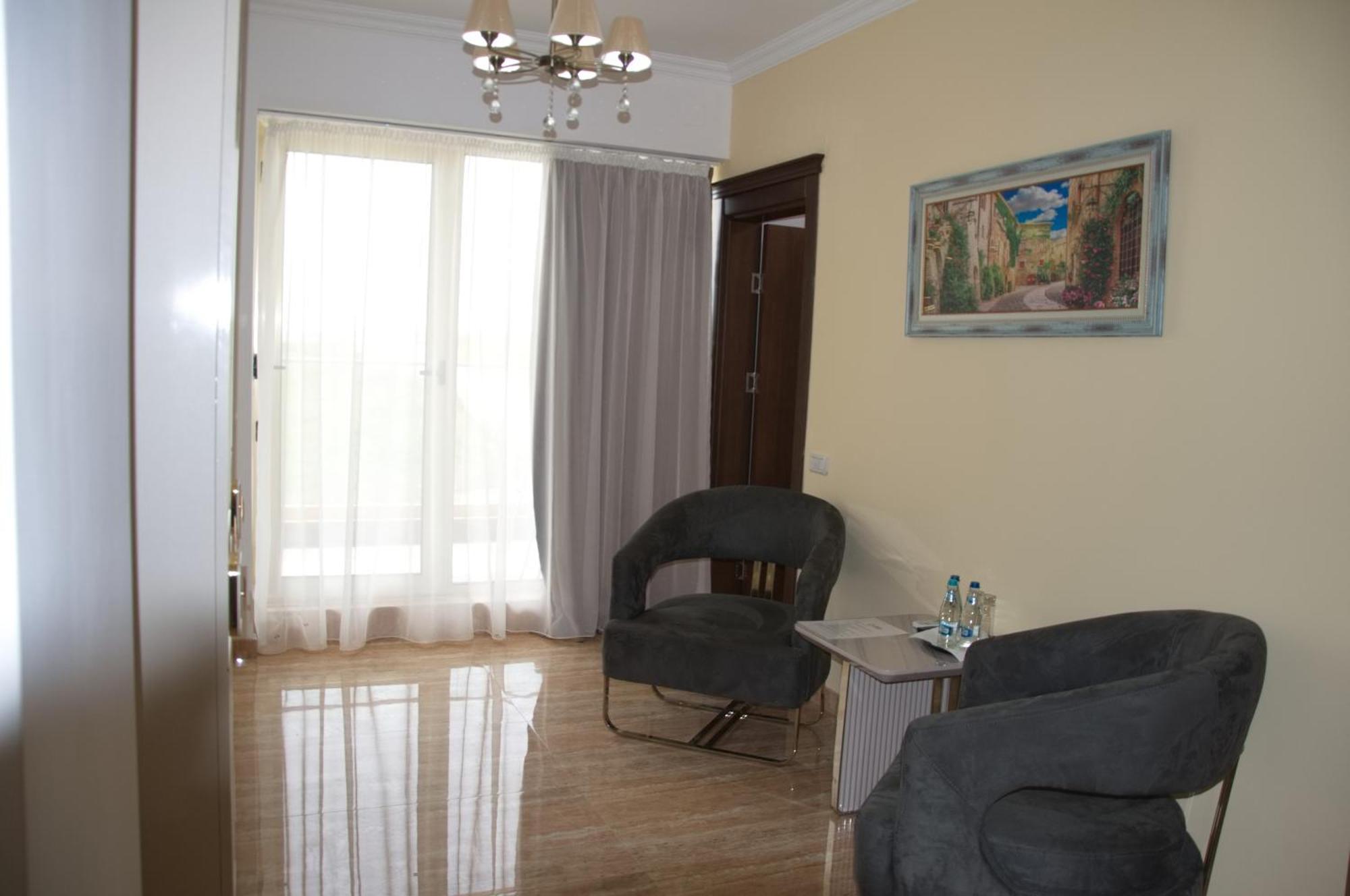 Alessio Hotel Residence 科斯蒂内什蒂 外观 照片