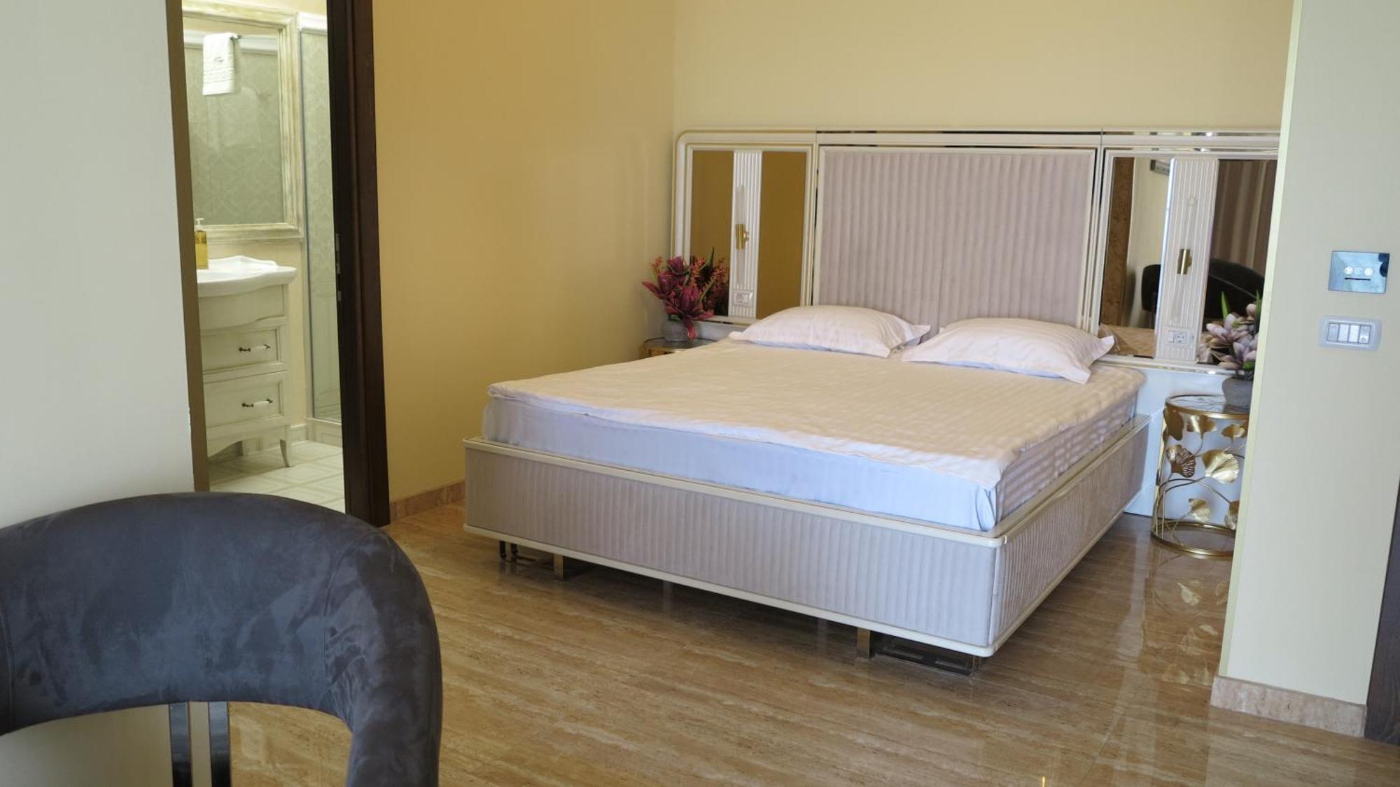 Alessio Hotel Residence 科斯蒂内什蒂 外观 照片